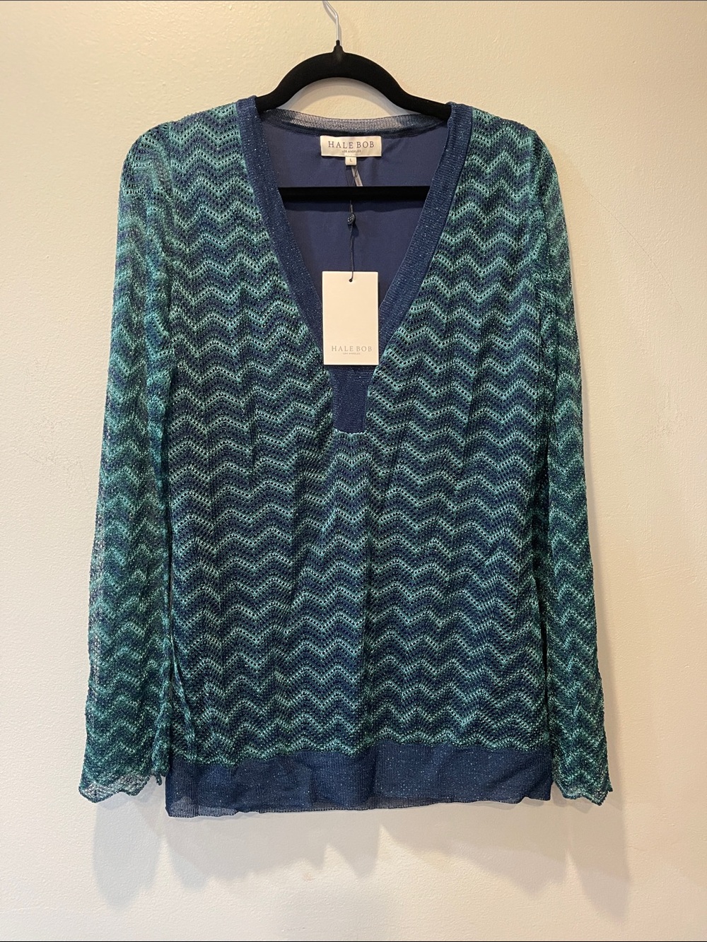 Hale Bob Teal & Navy V‑Neck Zigzag Knit Pullover